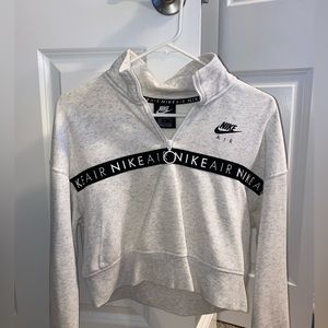 NIKE AIR cropped pullover